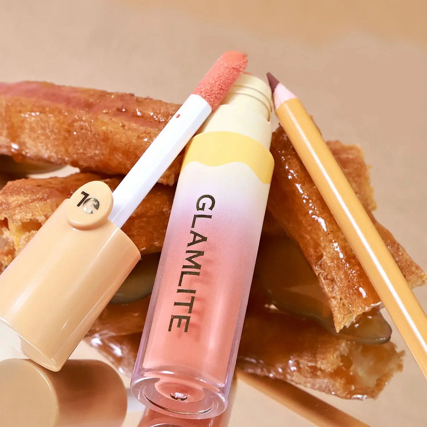 Glamlite Caramel Churro Lip Kit - Image 3