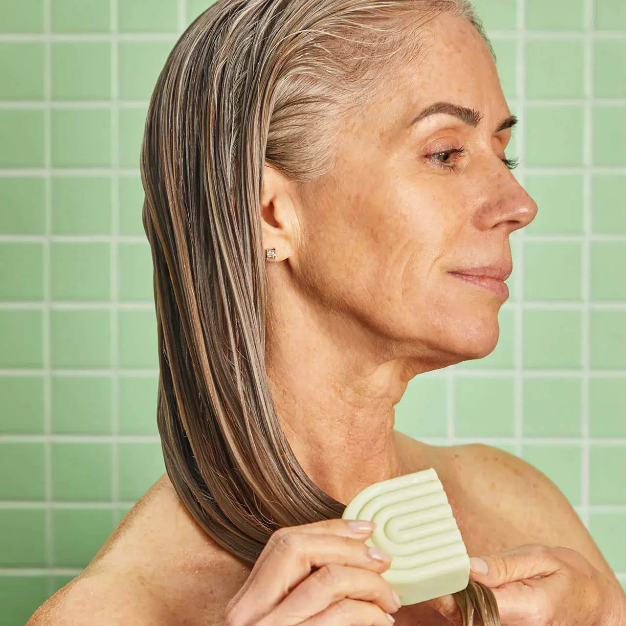 Tea Tree & Mint Clarifying Solid Conditioner - Image 3